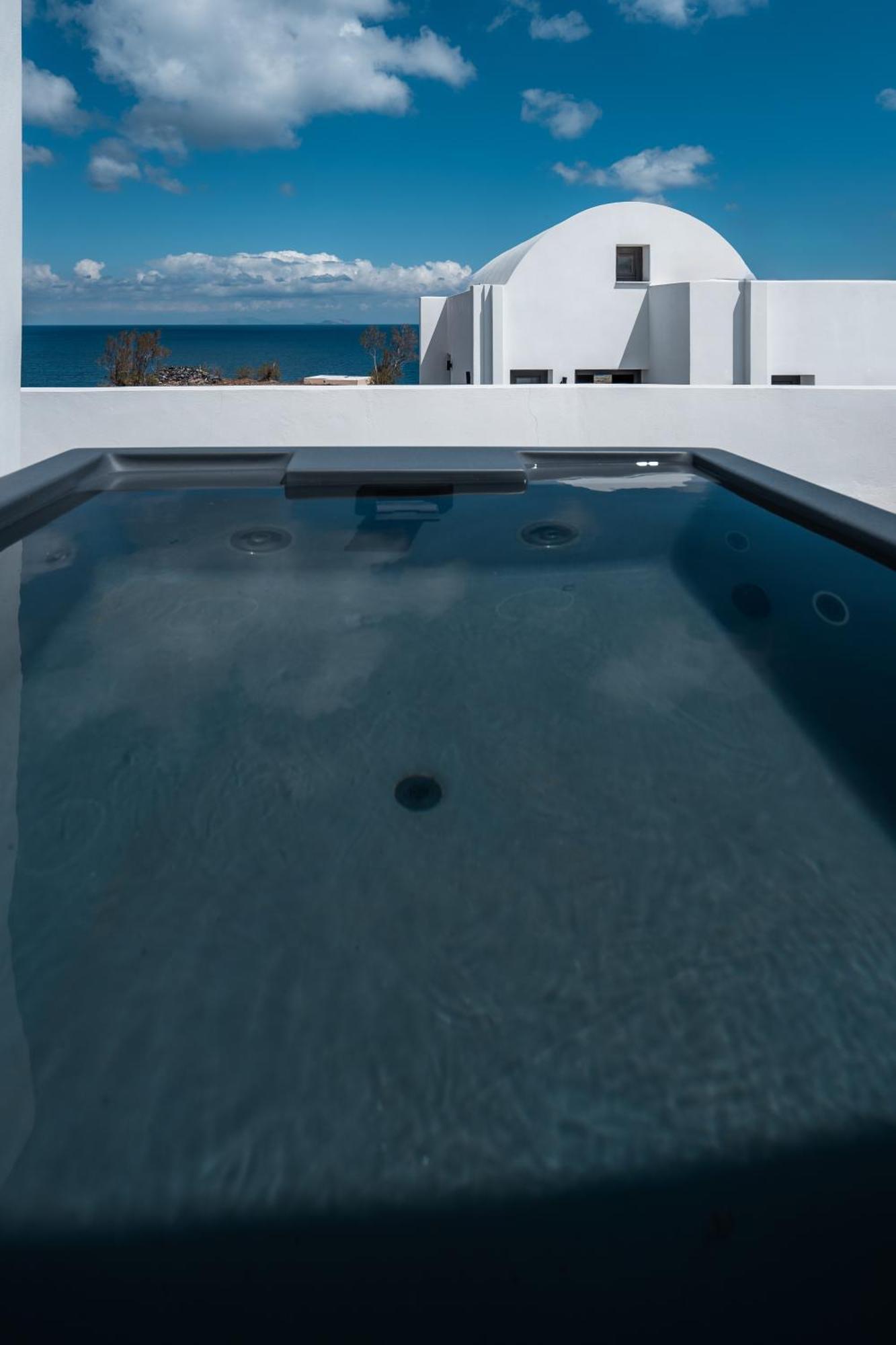 Akri Suites Vourvoúlos Exteriér fotografie